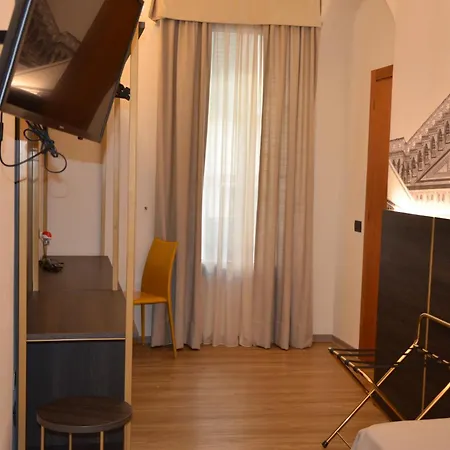 Hotel Mia Cara & 3*