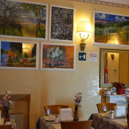 Hotel Mia Cara & 3*