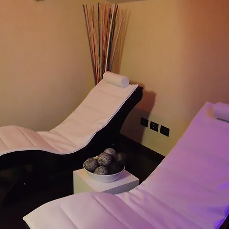 Hotel Mia Cara &
