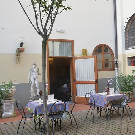 Mia Cara & Hotel Florence