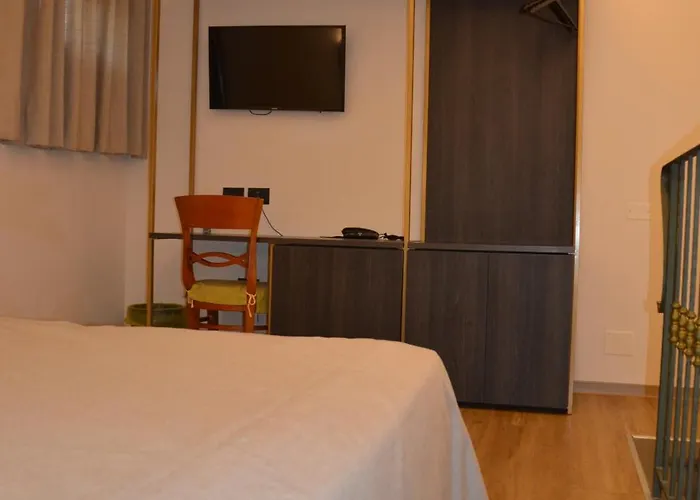 Hotel Mia Cara & 3*