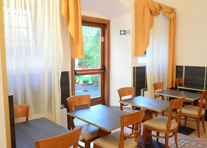 Mia Cara & 3* Φλωρεντία