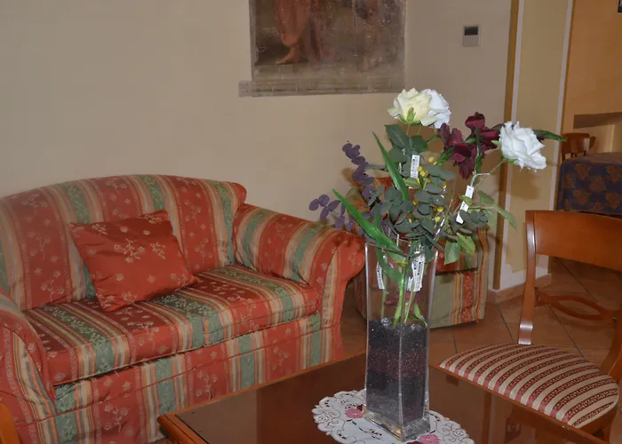 Mia Cara & Φλωρεντία