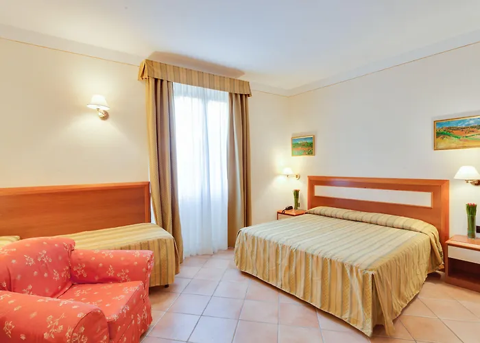 Mia Cara & Ξενοδοχείο 3*