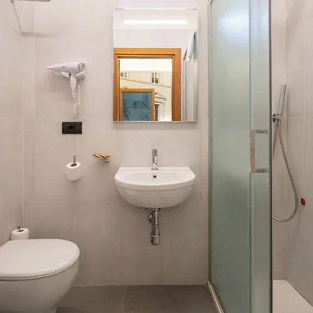 Hotel Mia Cara & 3*